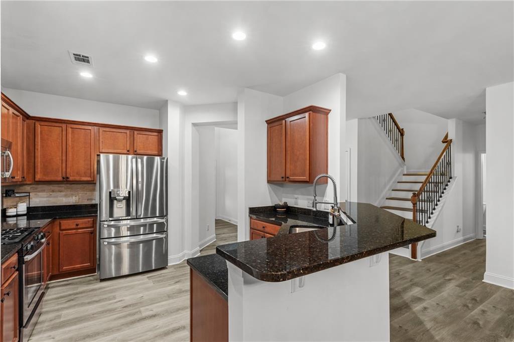 2382 Harpers Way Duluth, GA 30097 - Photo 13 of 36