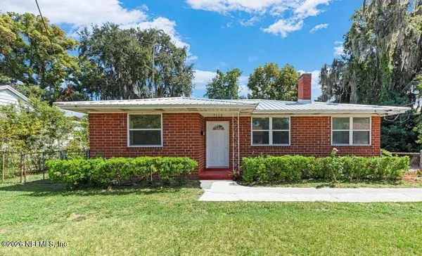 $1,550 | 7115 Lucky Drive East, Jacksonville, FL 32208