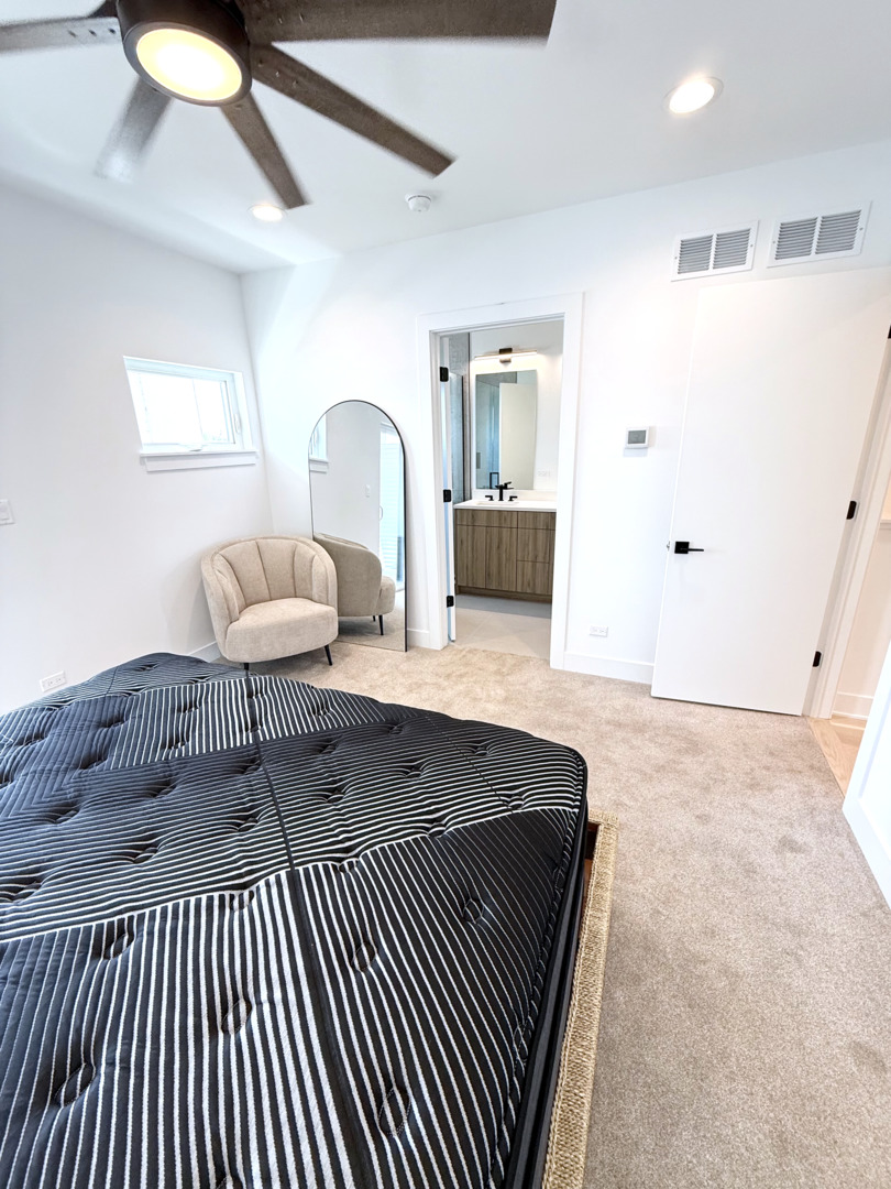 26 Natalie Lane Lake Zurich, IL 60047 - Photo 10 of 18 a living room with furniture and a wooden floor