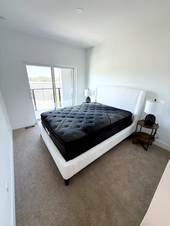 a view of ocean with city view