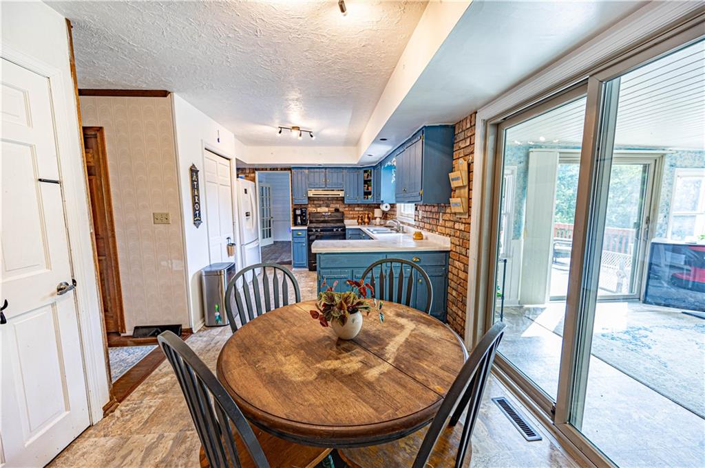 935 Monroe Court Apollo, PA 15613 - Photo 7 of 46 Gallery Image 7