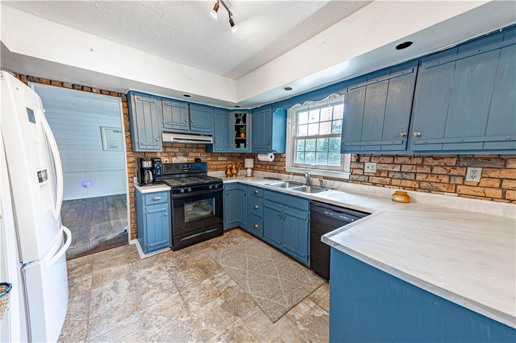 935 Monroe Court Apollo, PA 15613 - Photo 8 of 46 Gallery Image 8