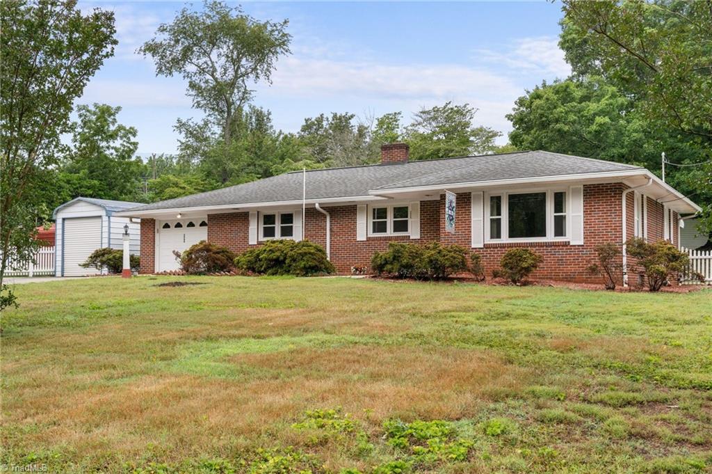 3966 Ebert Road Winston-Salem, NC 27127 - Photo 4 of 34