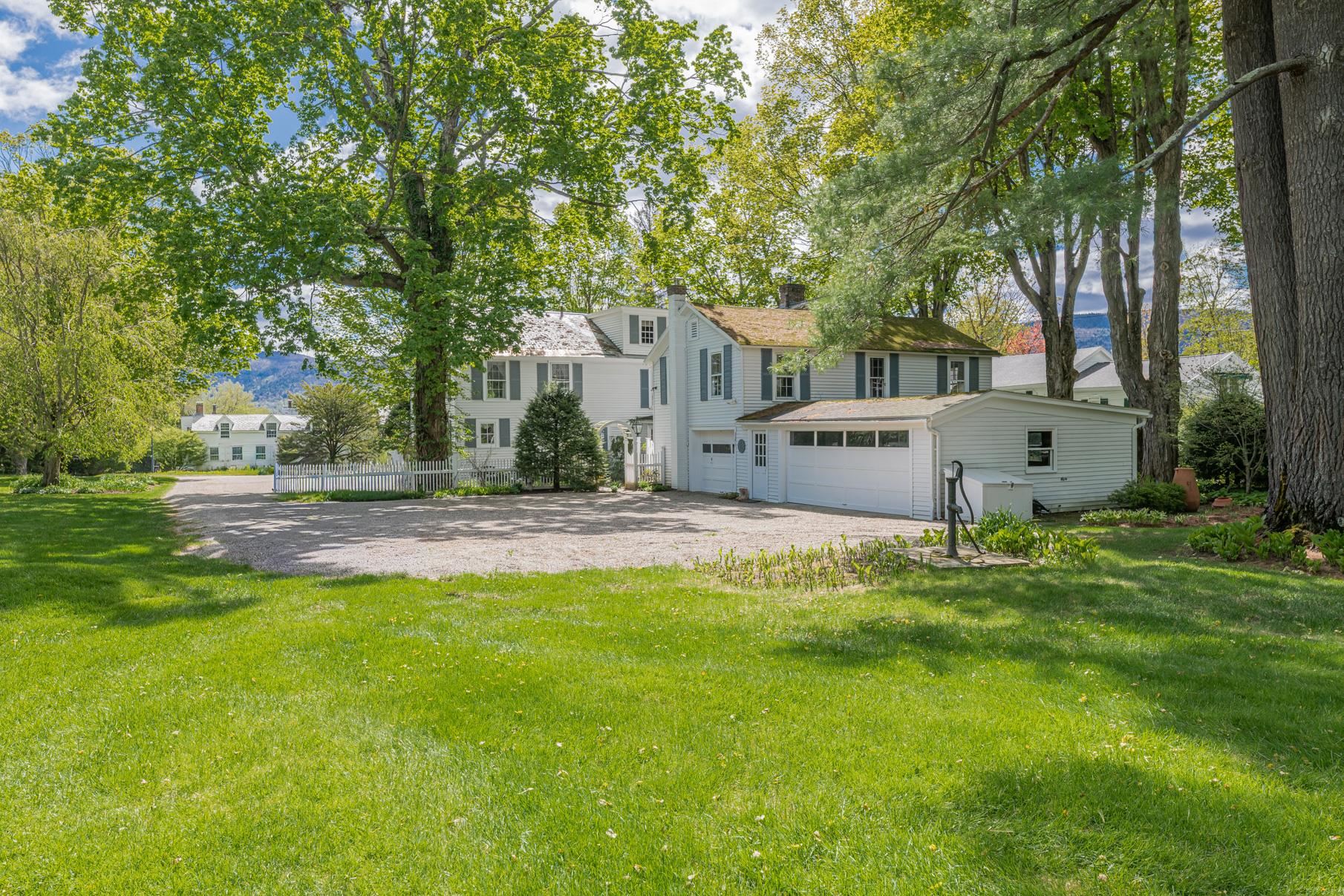 3373 Main Street Manchester, VT 05254 - Photo 5 of 55