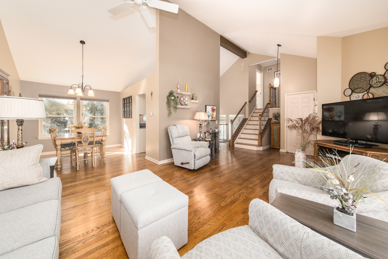 1136 Stanton Road Lake Zurich, IL 60047 - Photo 3 of 33