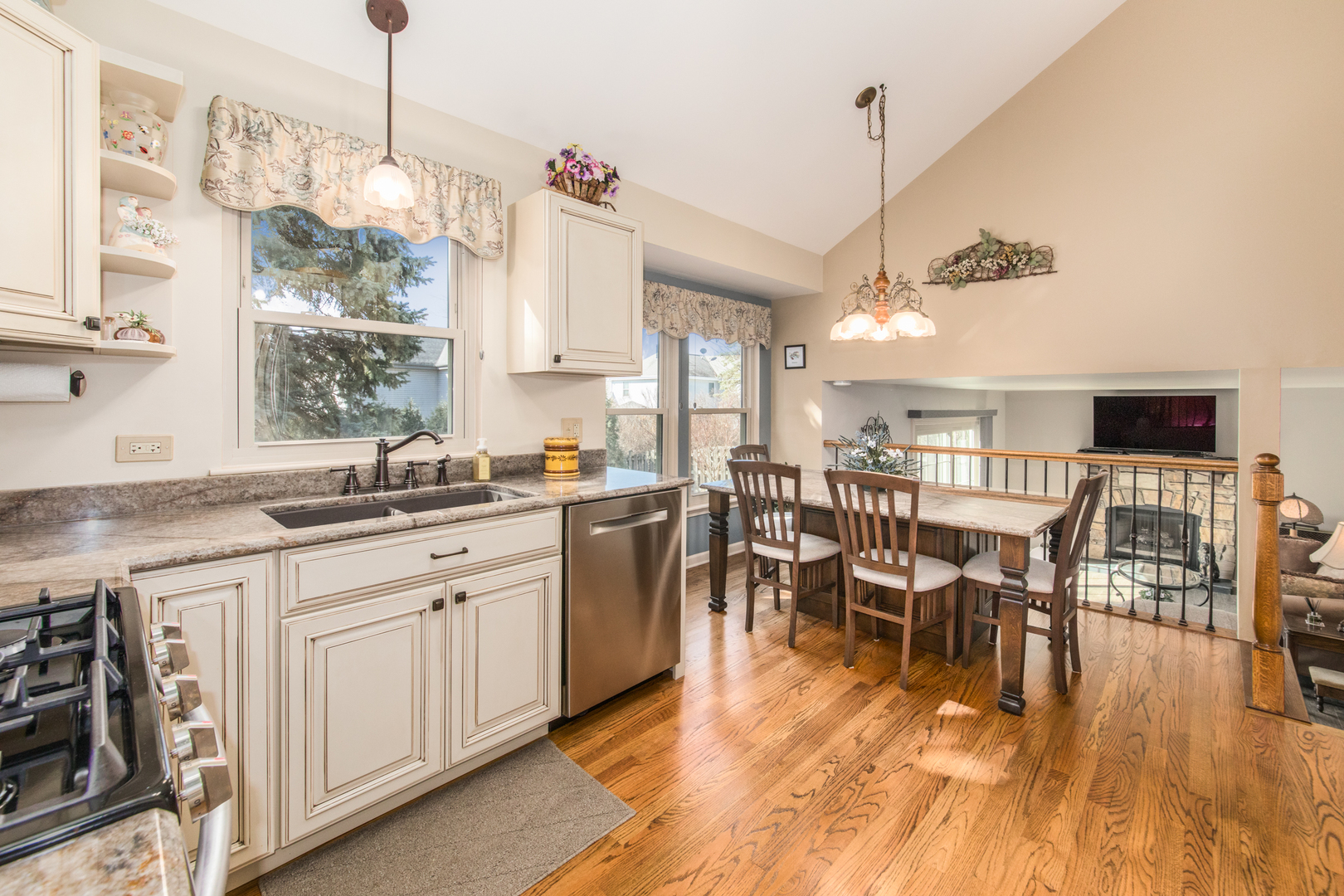 1136 Stanton Road Lake Zurich, IL 60047 - Photo 7 of 33