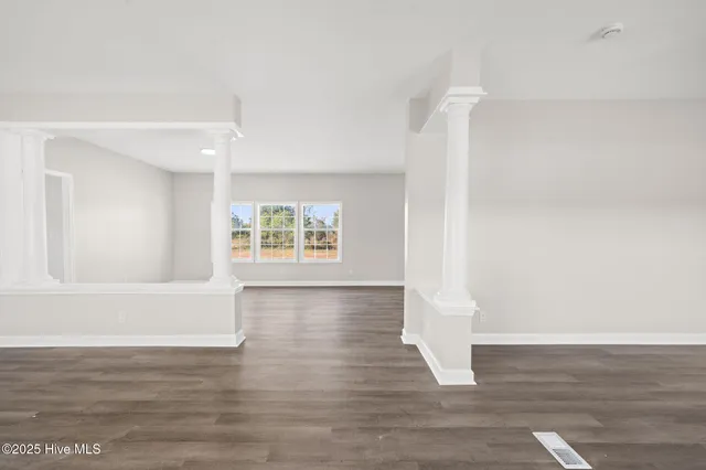 $214,900 | 124 Fieldcrest Lane, Beulaville, NC 28518