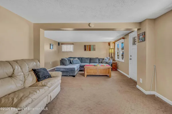 $250,000 | 1061 Springbrook Avenue, Moosic, PA 18507