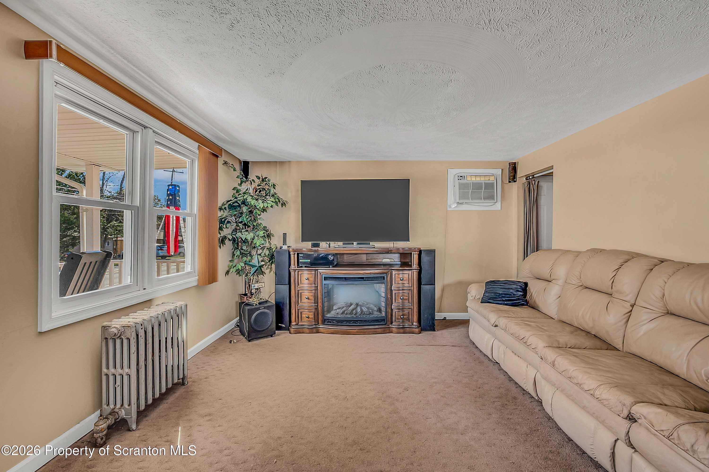 1061 Springbrook Avenue Moosic, PA 18507 - Photo 13 of 30 Springbrook