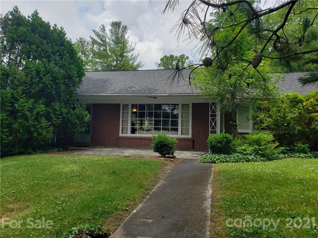 4 Club View Road Asheville, NC 28804 - Photo 4 of 9 Gallery Image 4