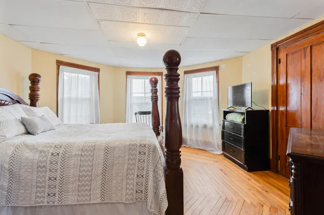 $315,000 | 2046 East Ridge Road, Athens, ME 04912