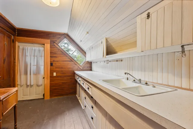 $315,000 | 2046 East Ridge Road, Athens, ME 04912