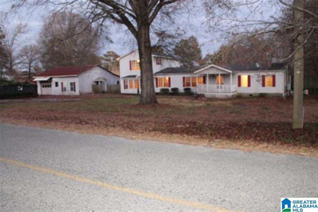 311 Jones Village Road Springville, AL 35146 - Photo 2 of 24