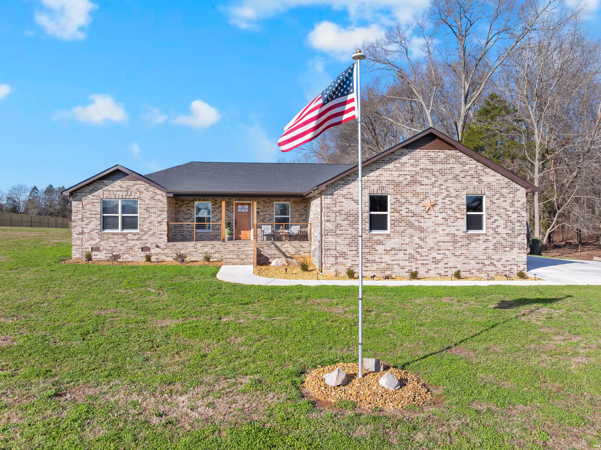 300 Old Clark Road Winchester, TN 37398 - Photo 2 of 43 Gallery Image 2