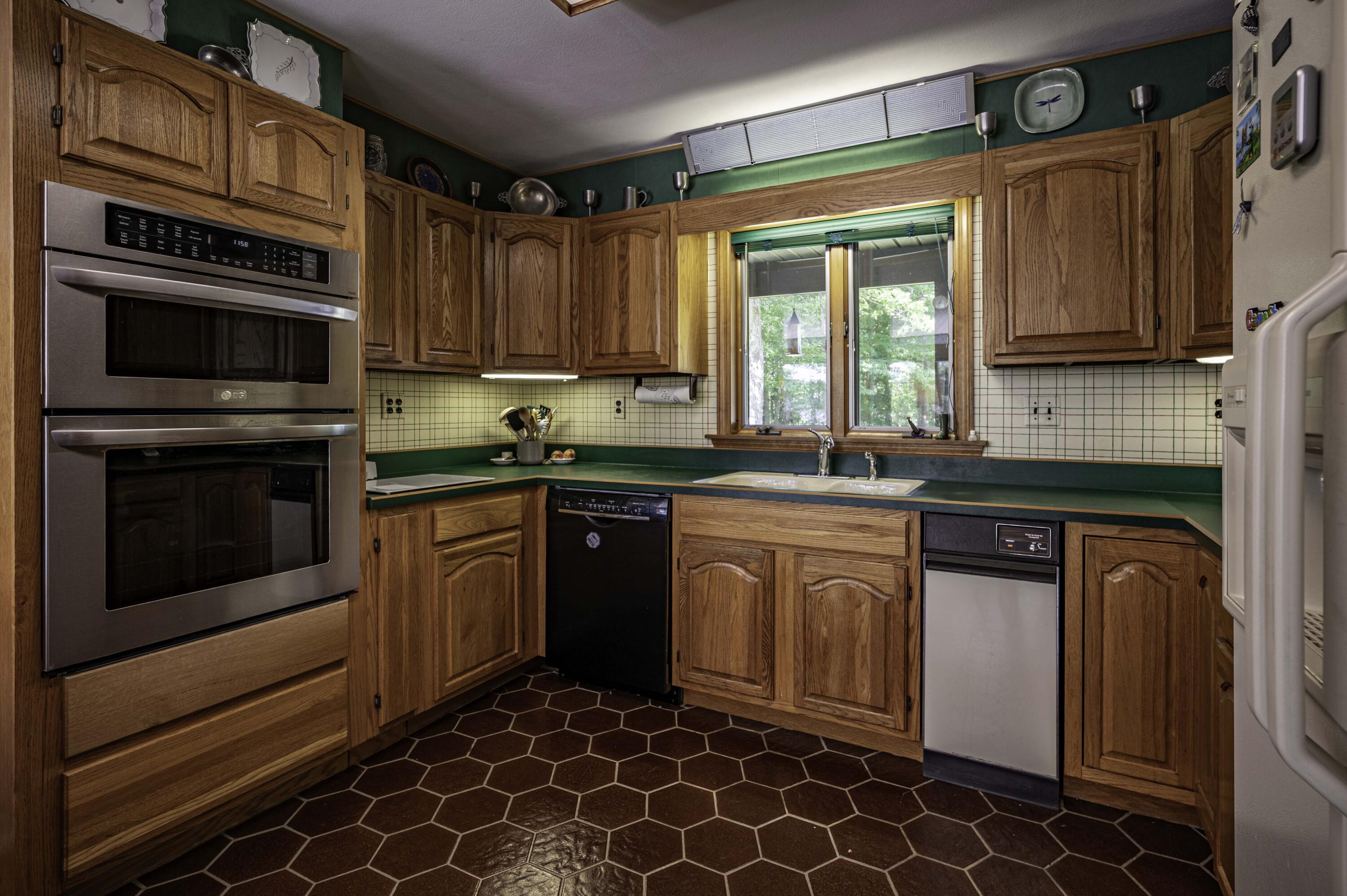 232 Morrow Point Road Old Forge, NY 13420 - Photo 29 of 54 JKZ_7081-HDR
