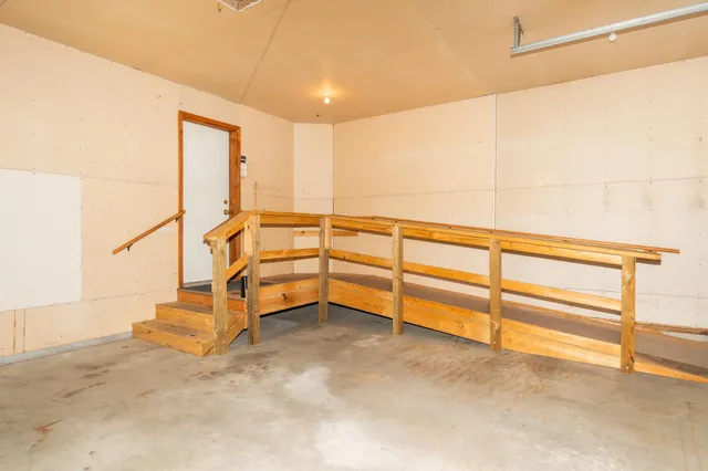 $469,900 | 910 West Deercreek Parkway, Belle Plaine, MN 56011