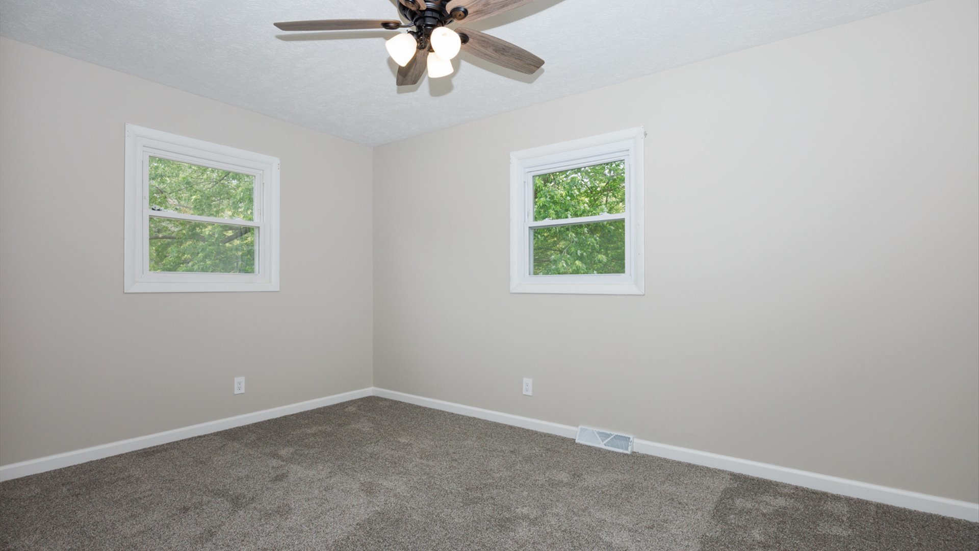 700 Kathleen Drive Normal, IL 61761 - Photo 2 of 48