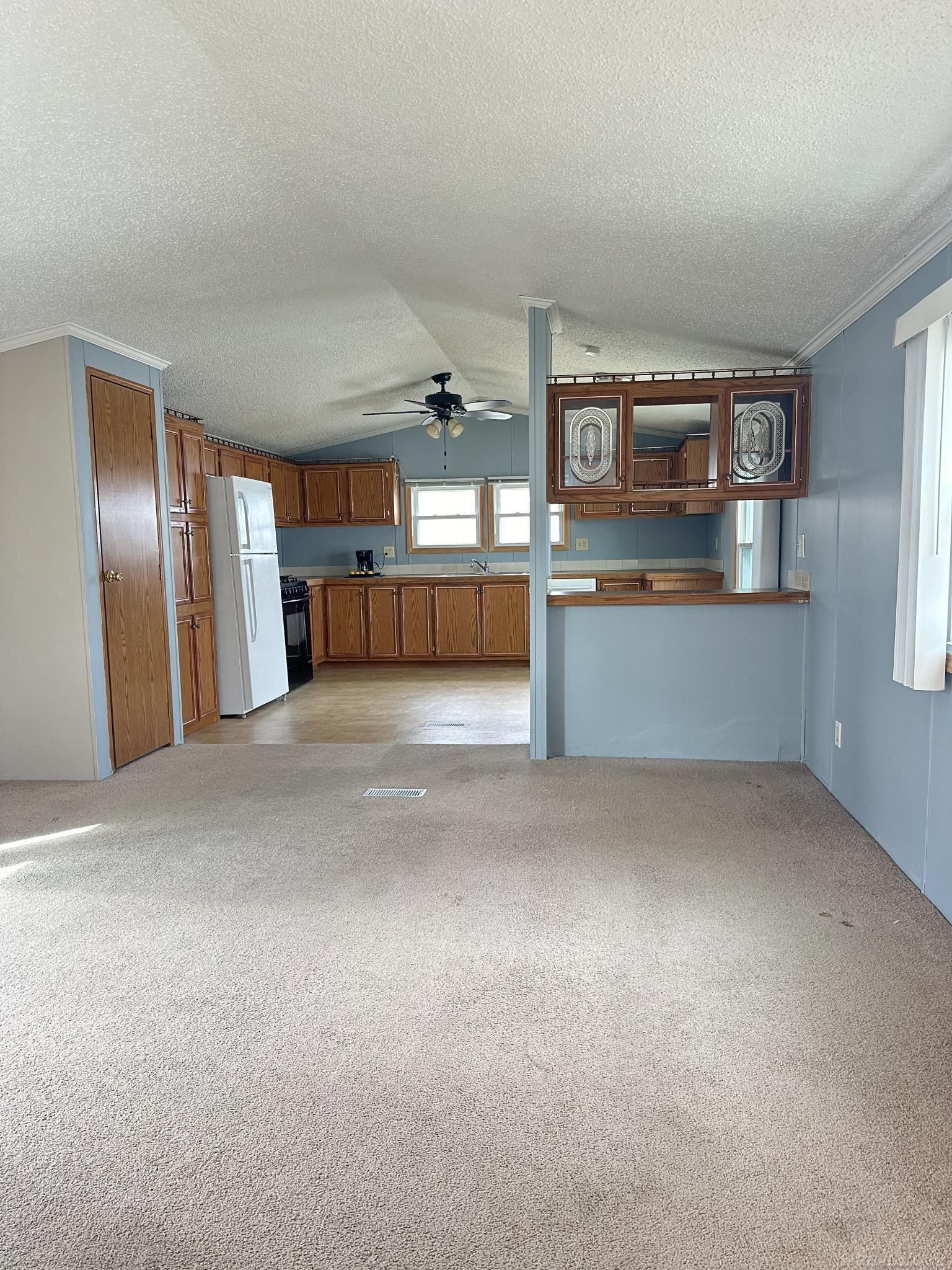 29608 Carousel Street Novi, MI 48377 - Photo 9 of 24 Gallery Image 9