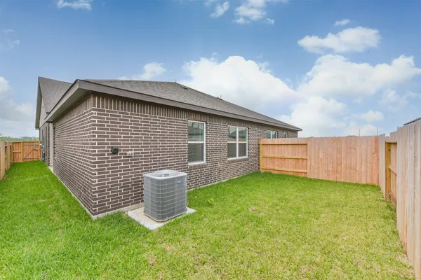 $2,299 | 1868 Dry Cherry Lane, Unit A, Dayton, TX 77535
