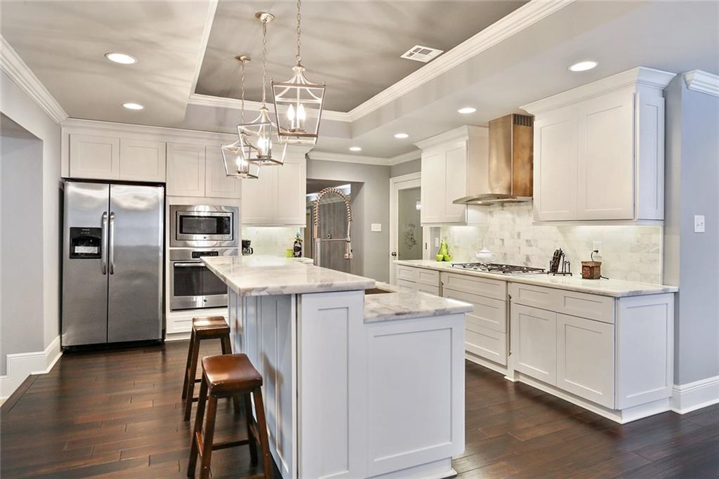 616 Celeste Avenue River Ridge, LA 70123 - Photo 4 of 24