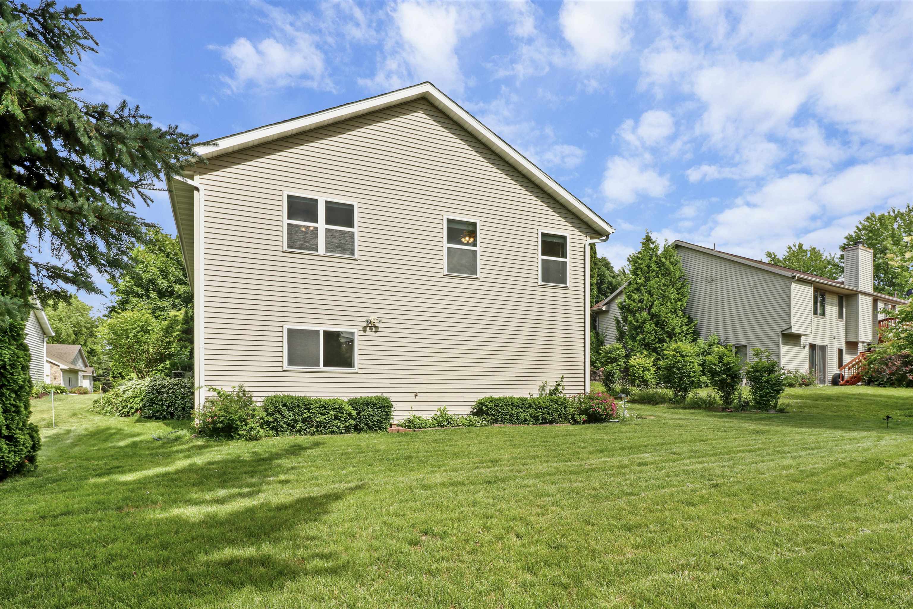 544 Berwick Drive Sun Prairie, WI 53590 - Photo 31 of 35