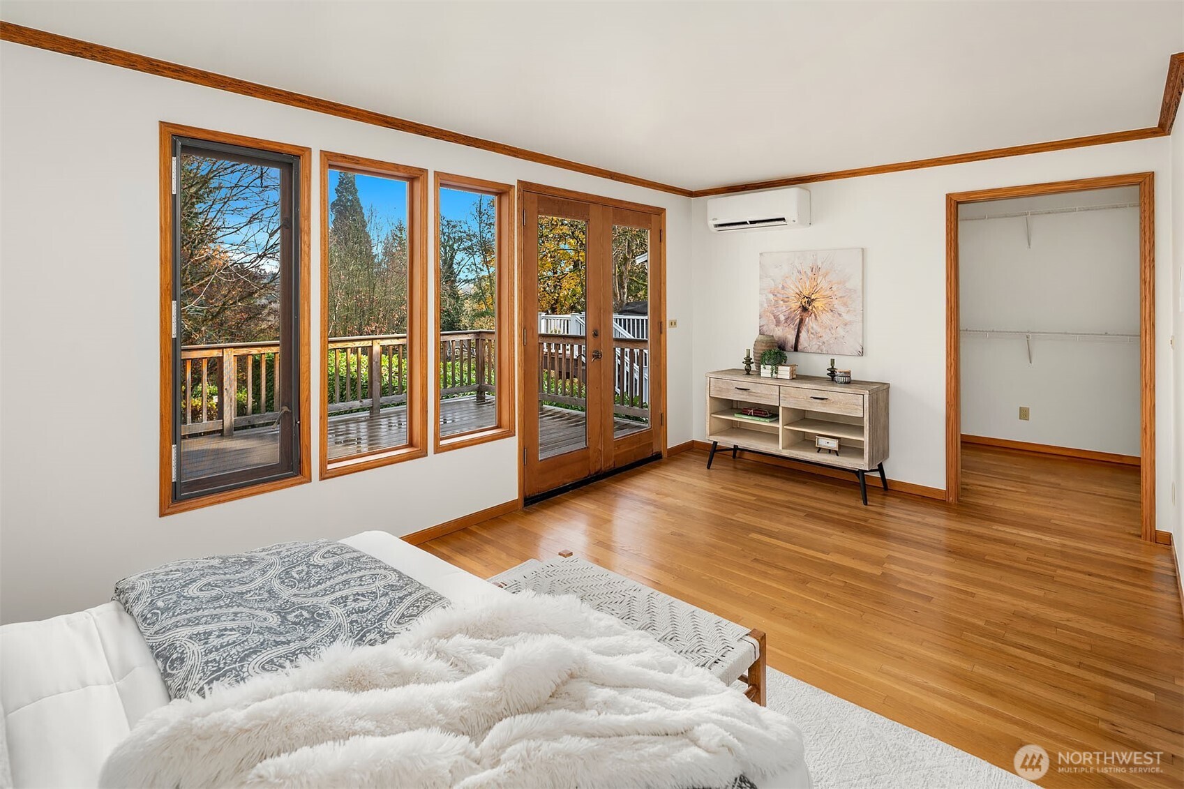 1718 128th Avenue Southeast Bellevue, WA 98005 - Photo 14 of 40 a view of livingroom with furniture and windows