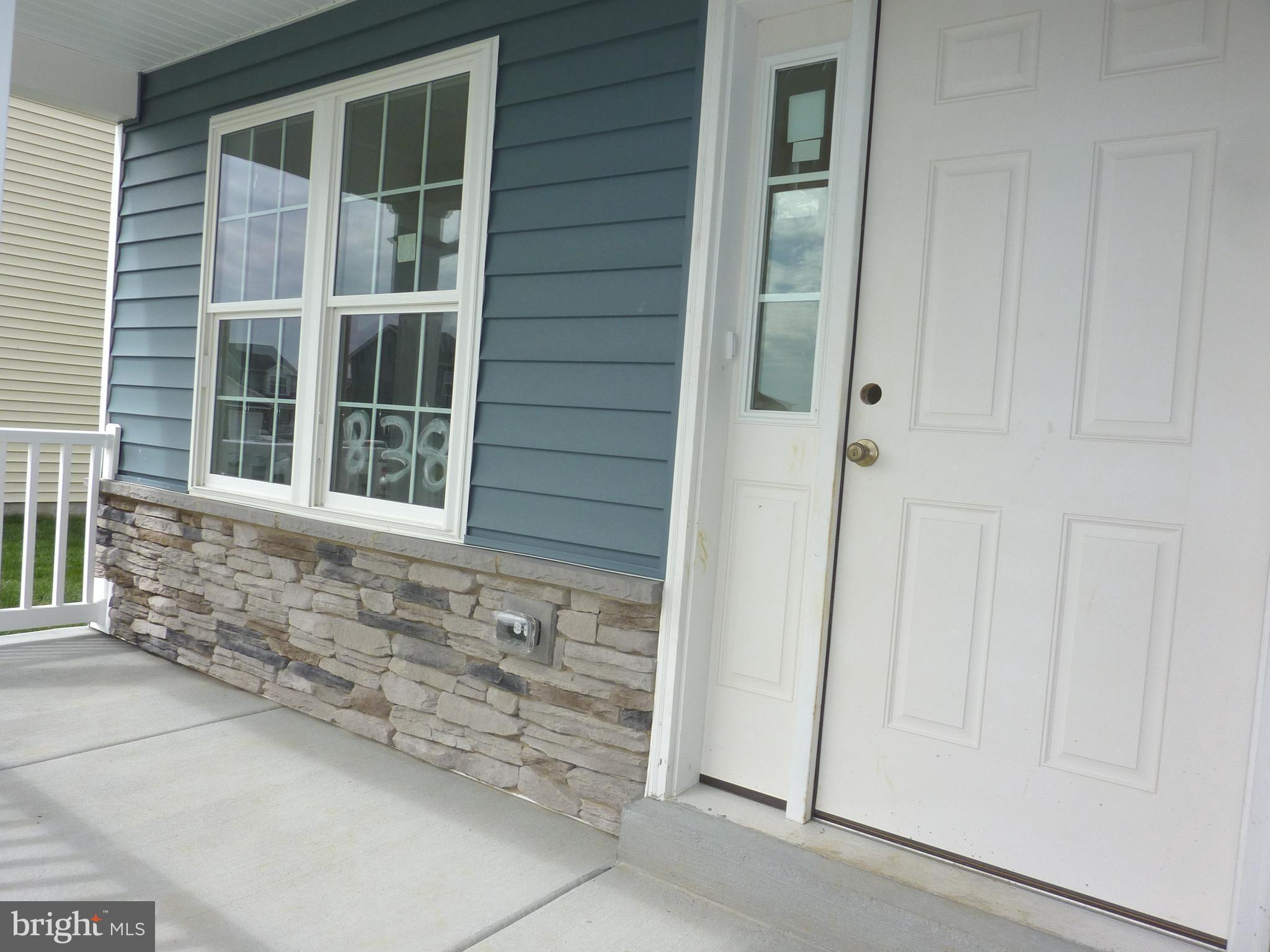 288 Doylestown Road Smyrna, DE 19977 - Photo 3 of 5 Front Porch