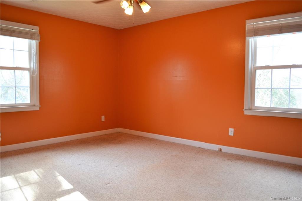 2811 Hartland Road Morganton, NC 28655 - Photo 11 of 30 Gallery Image 11
