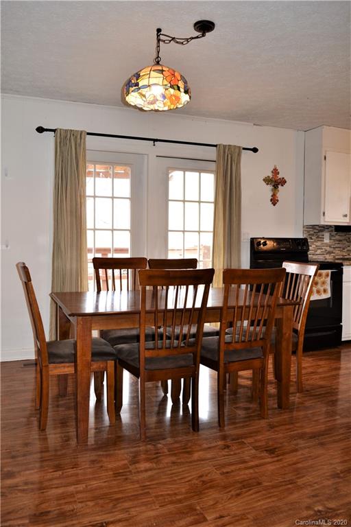 2811 Hartland Road Morganton, NC 28655 - Photo 6 of 30 Gallery Image 6