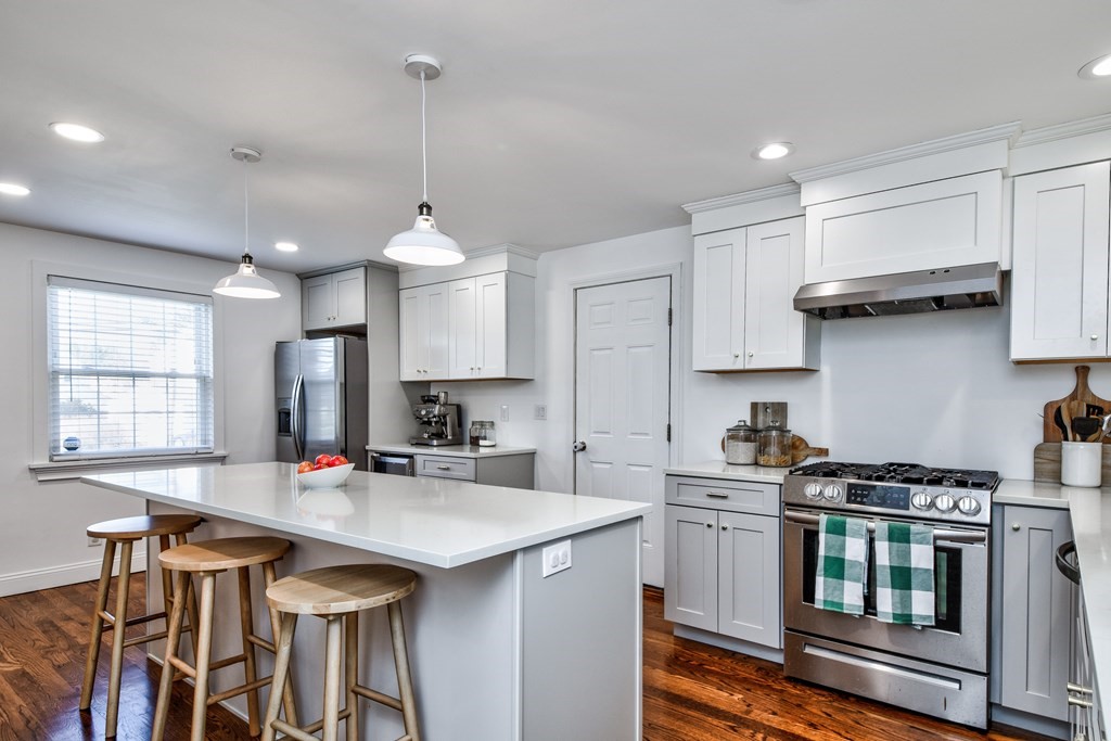 4 Sherwood Road Natick, MA 01760 - Photo 13 of 26 Gallery Image 13