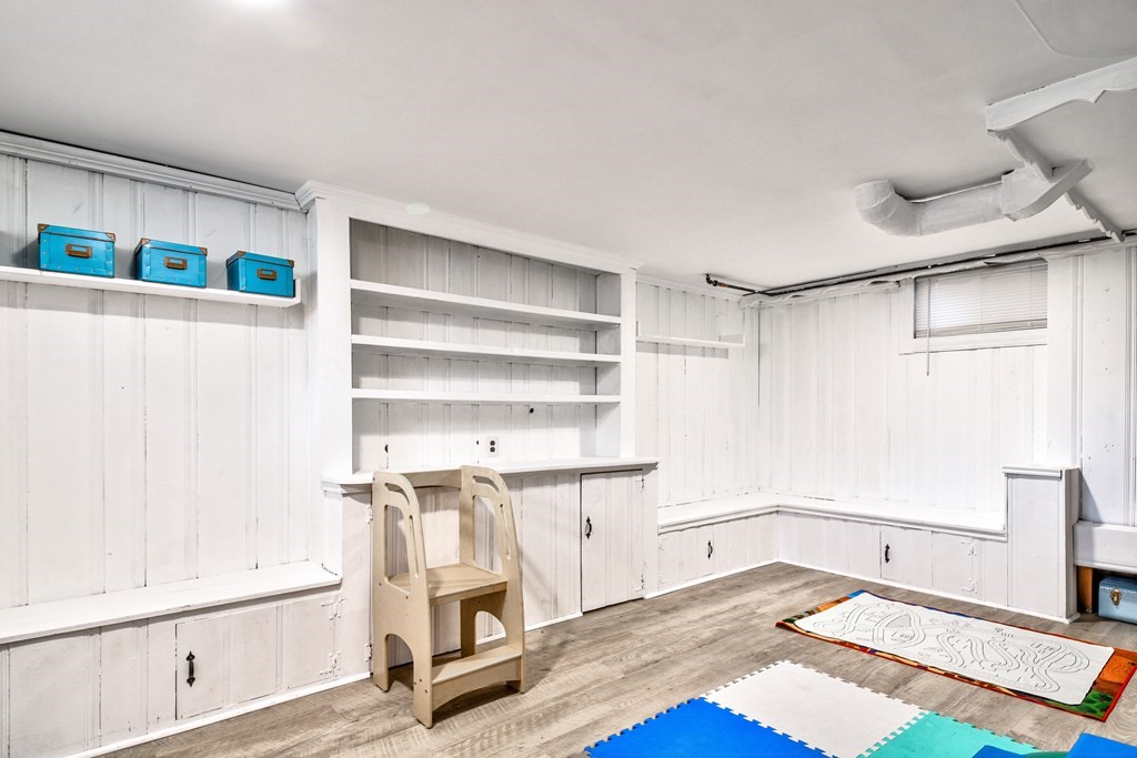 4 Sherwood Road Natick, MA 01760 - Photo 23 of 26 Gallery Image 23