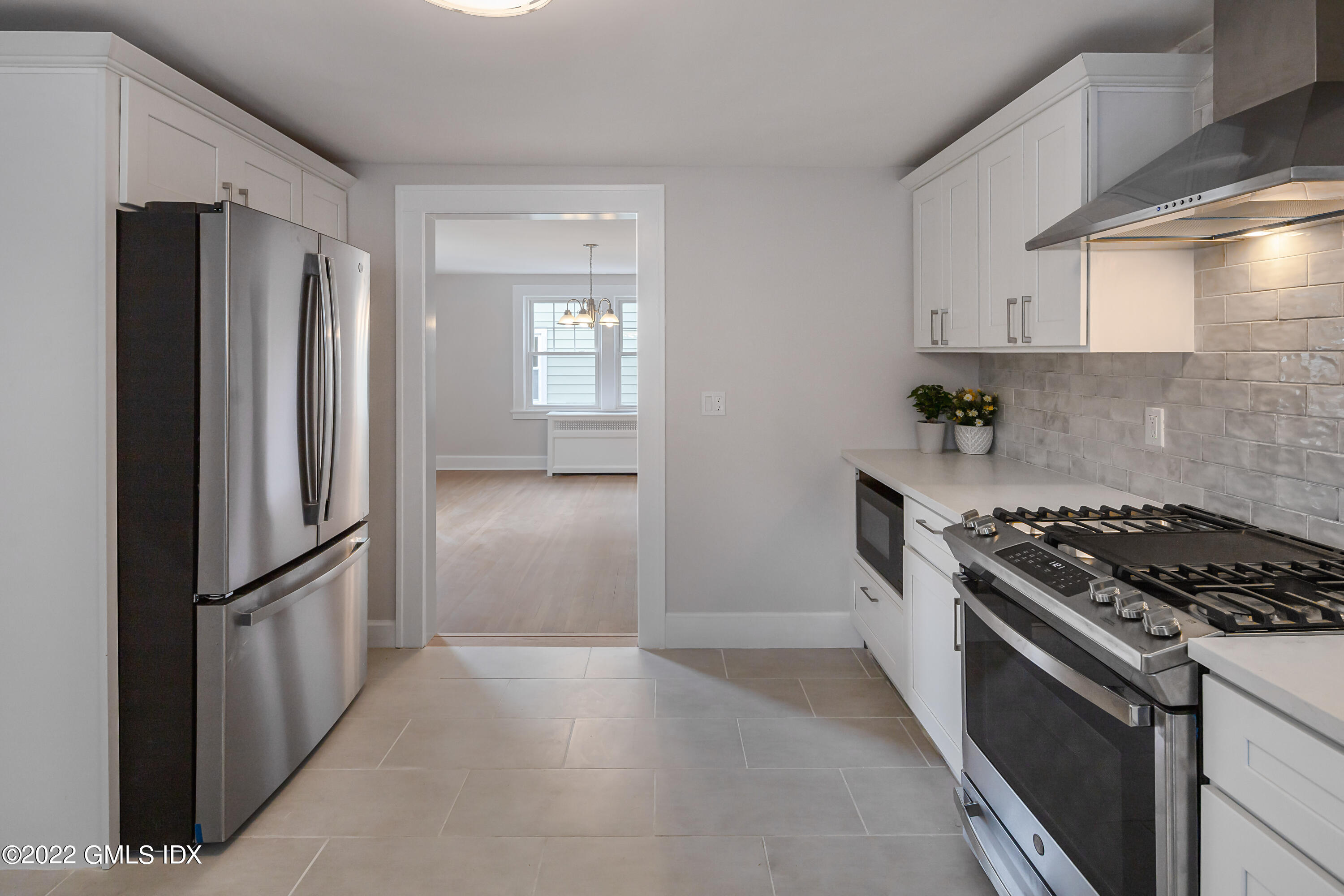 287 Glenbrook Road Stamford, CT 06906 - Photo 14 of 37 287 Glenbrook Rd, Stamford, CT 06906-17