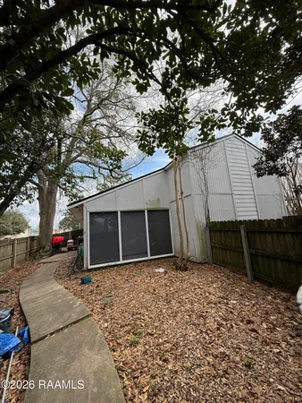 $185,000 | 301 Fox Run Avenue, Lafayette, LA 70508