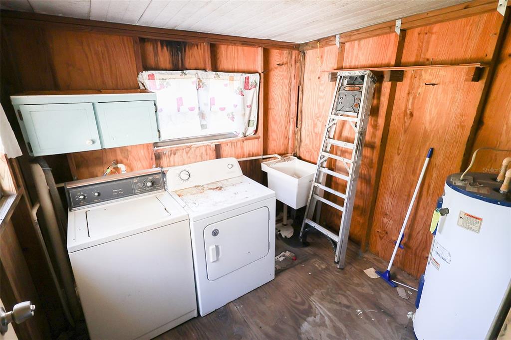 220 King Road Southwest Winter Haven, FL 33880 - Photo 13 of 18