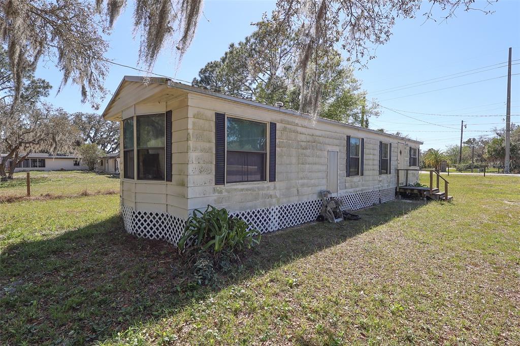220 King Road Southwest Winter Haven, FL 33880 - Photo 4 of 18