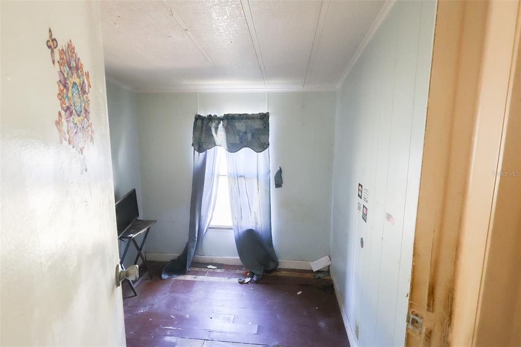 220 King Road Southwest Winter Haven, FL 33880 - Photo 9 of 18