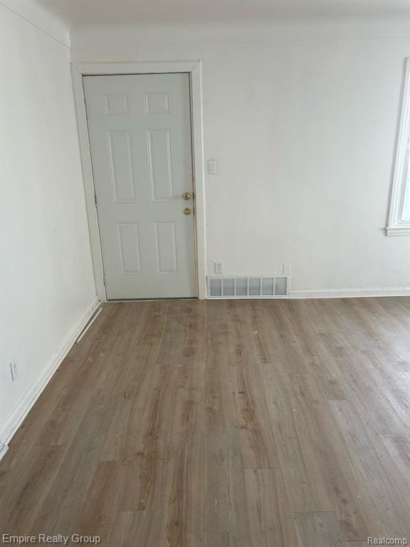 19470 Forrer Street Detroit, MI 48235 - Photo 2 of 8