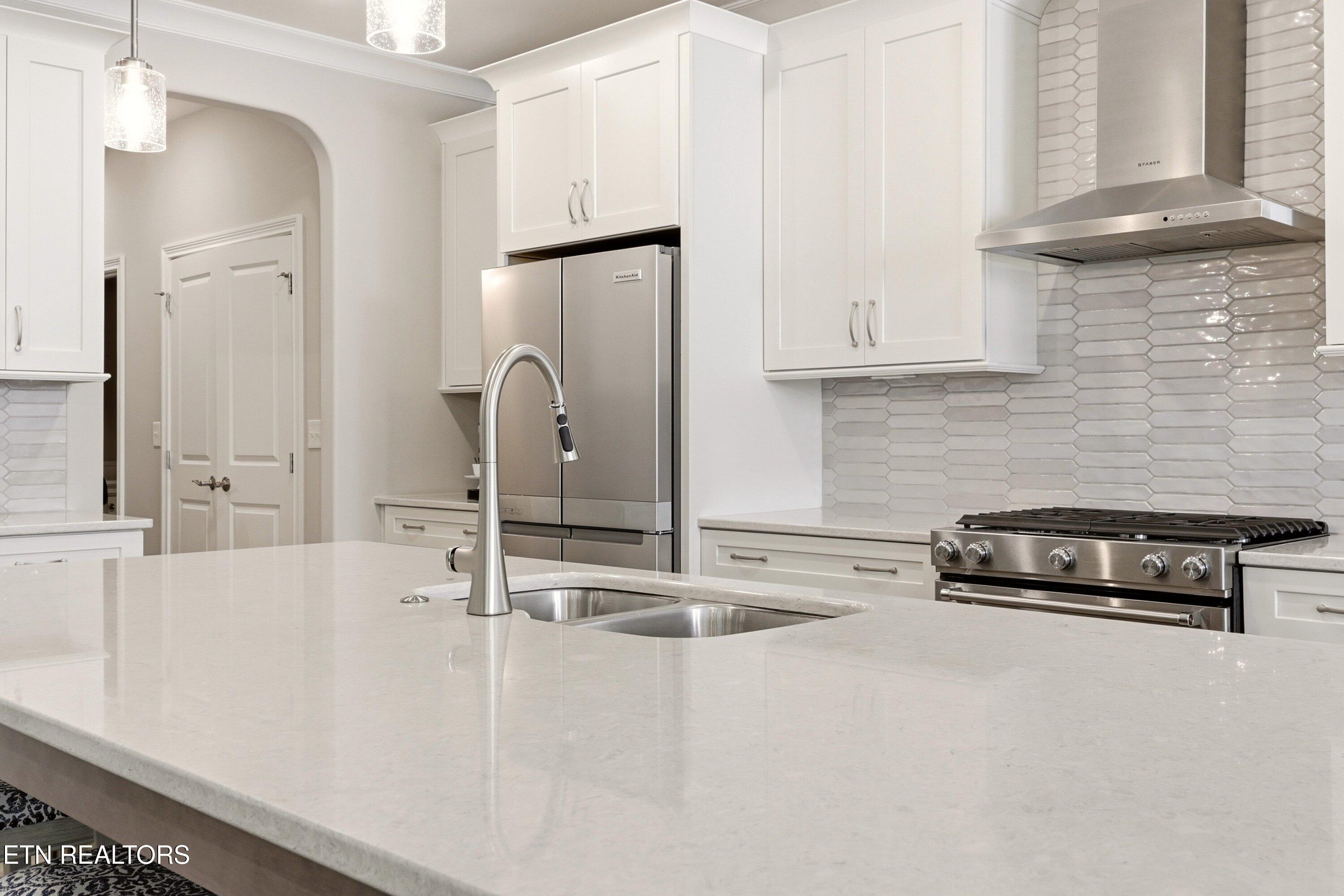 112 Nuhya Way Loudon, TN 37774 - Photo 13 of 44 112 Nuhya Way 2-41