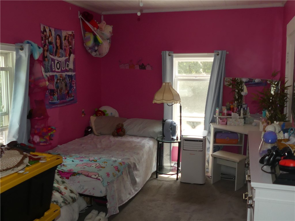 554 Coe Street Woonsocket, RI 02895 - Photo 16 of 26
