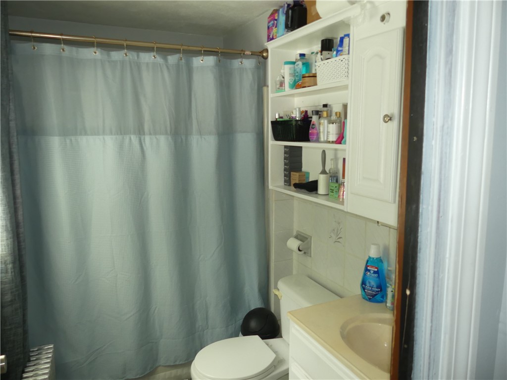 554 Coe Street Woonsocket, RI 02895 - Photo 19 of 26