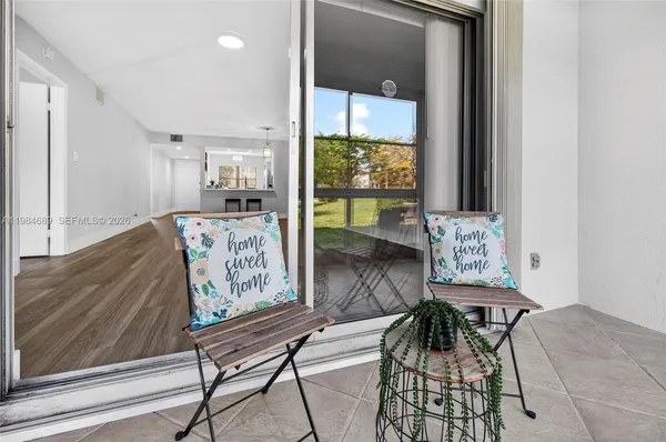 $2,500 | 12701 Southwest 14th Street, Unit 108J, Pembroke Pines, FL 33027
