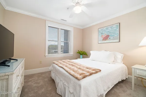 $440,000 | 4425 Arendell Street, Unit 303 HARBORSIDE CLUB AT 70, Morehead City, NC 28557