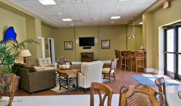 $440,000 | 4425 Arendell Street, Unit 303 HARBORSIDE CLUB AT 70, Morehead City, NC 28557