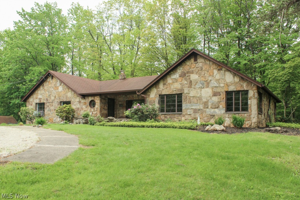 4012 West Bath Road Akron, OH 44333 - Photo 16 of 25 Gallery Image 16
