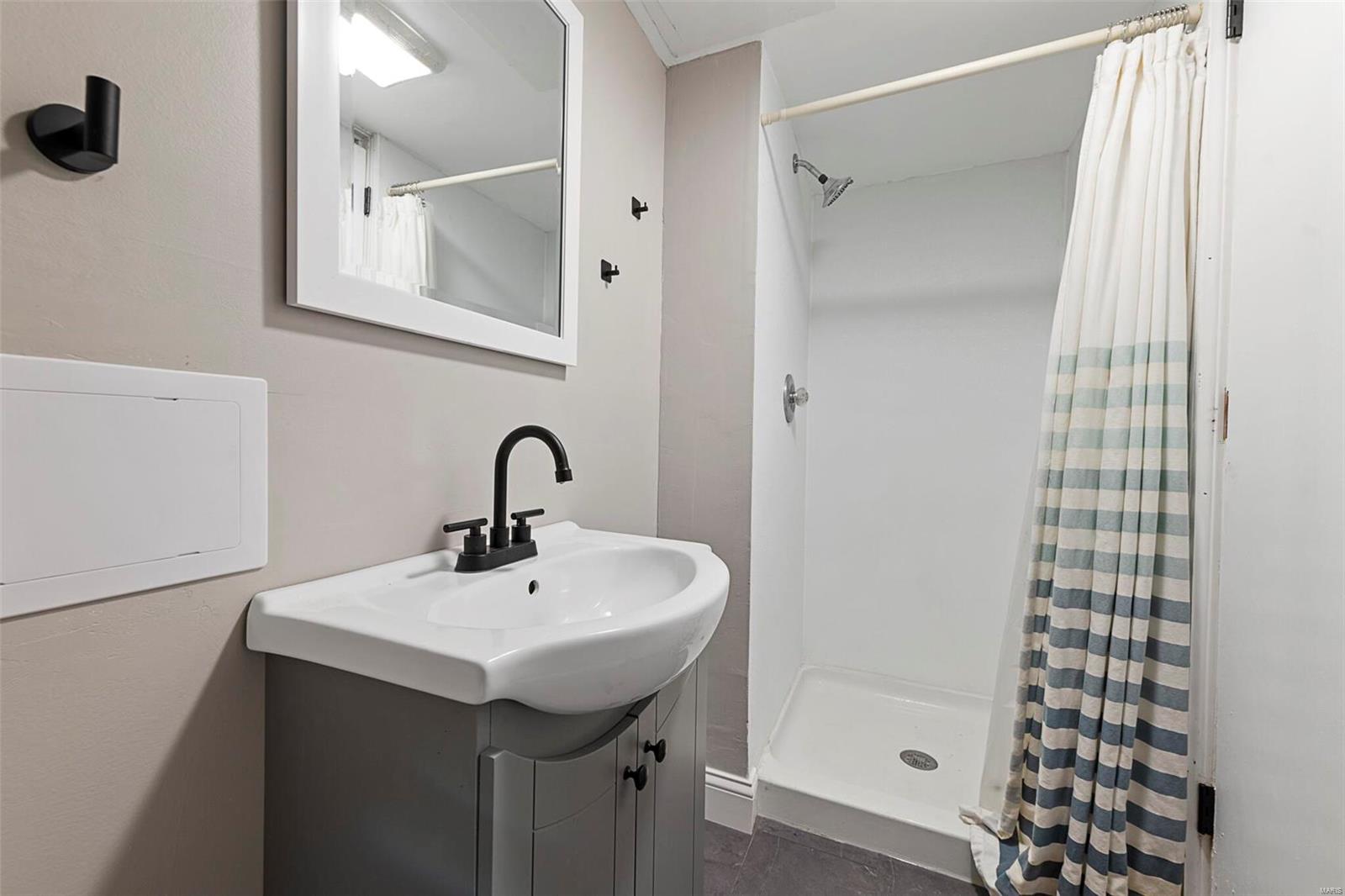 6435 Weber Road St. Louis, MO 63123 - Photo 28 of 31 Gallery Image 28