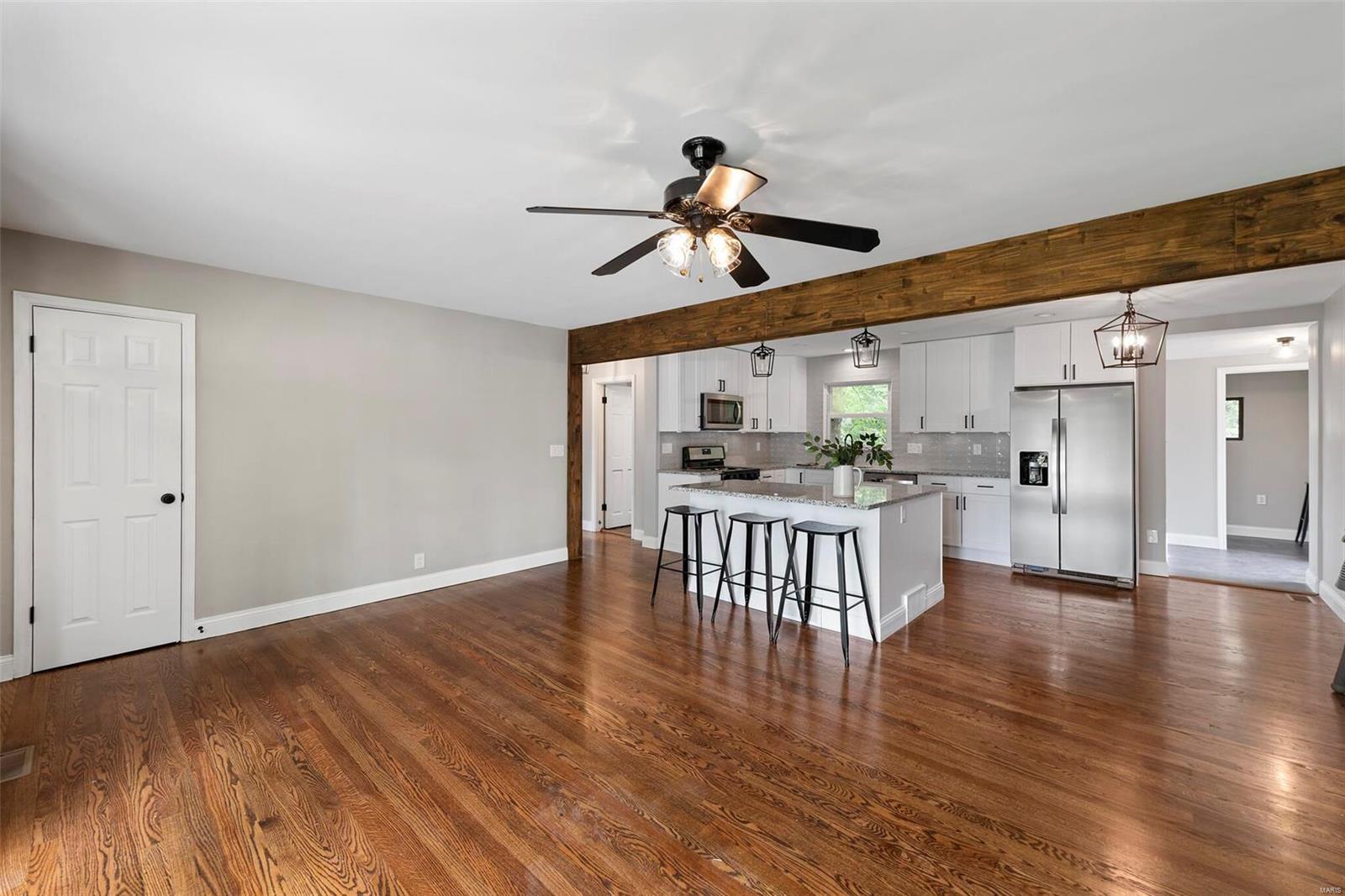6435 Weber Road St. Louis, MO 63123 - Photo 8 of 31 Gallery Image 8