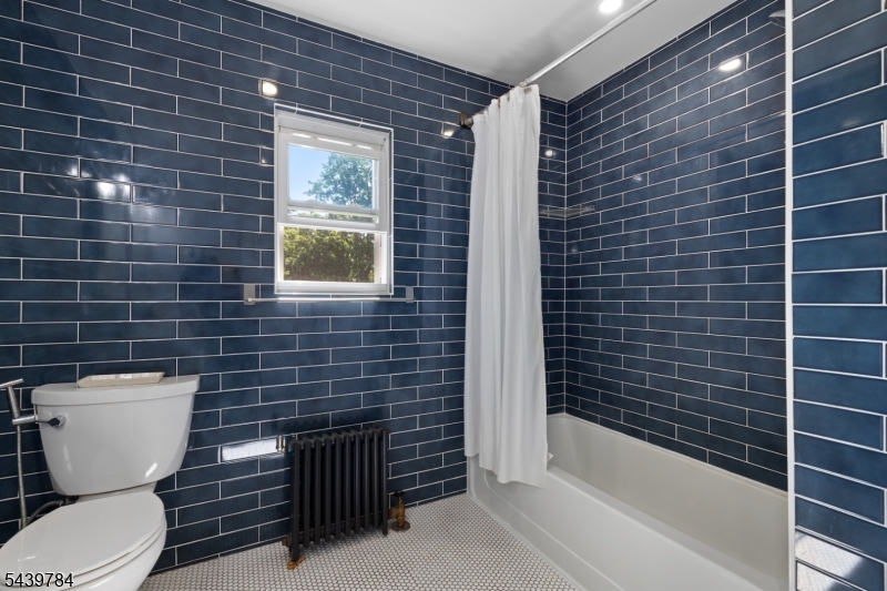 415 Orange Road Montclair, NJ 07042 - Photo 27 of 34