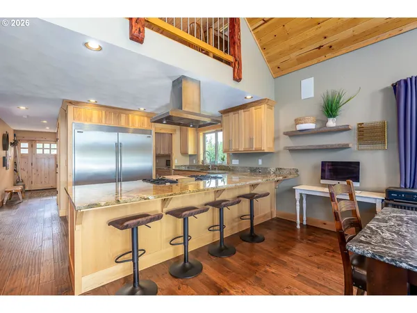 $1,100,000 | 124323 Teatable Court, Crescent Lake, OR 97733