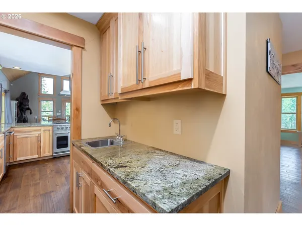 $1,100,000 | 124323 Teatable Court, Crescent Lake, OR 97733