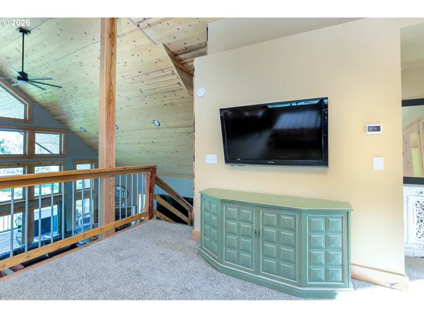 $1,100,000 | 124323 Teatable Court, Crescent Lake, OR 97733